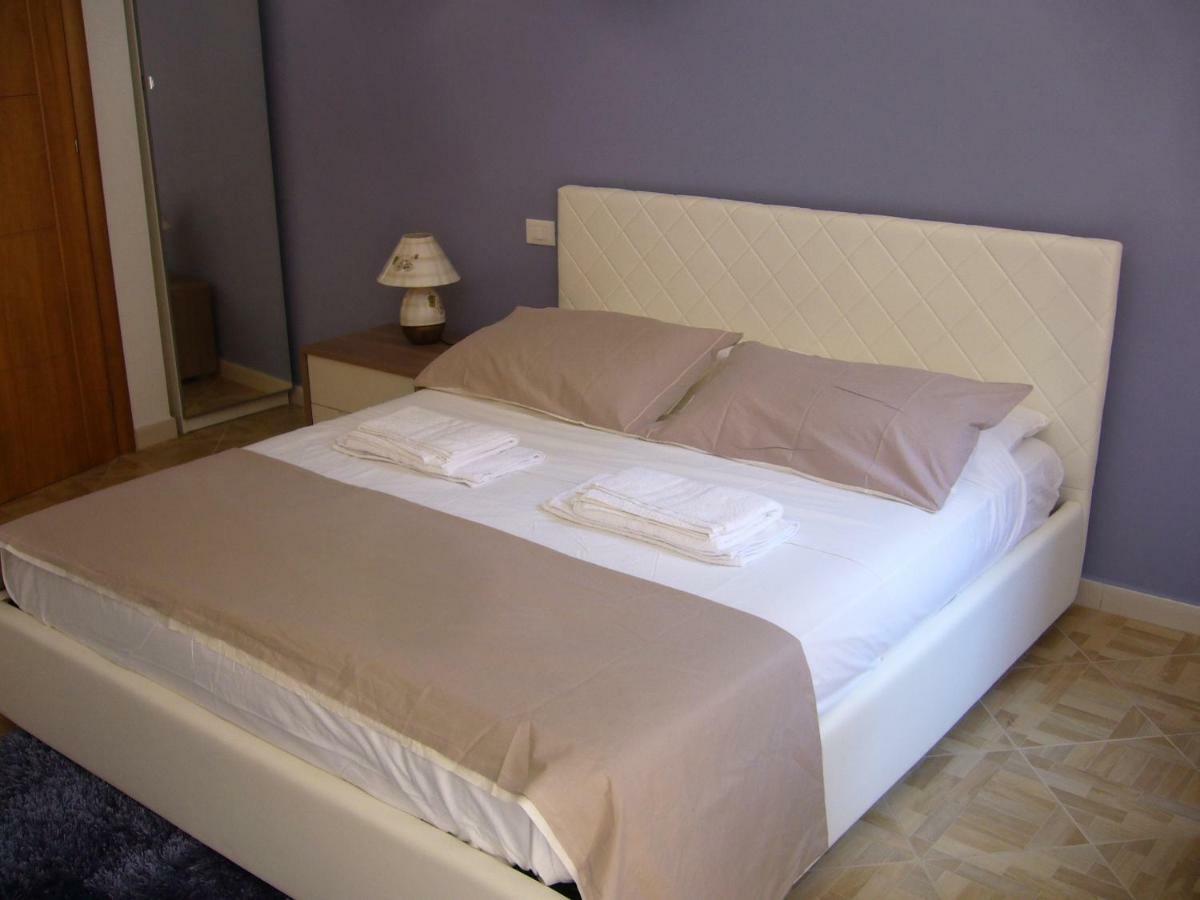 Casaleo Hotel Campofelice Di Roccella Eksteriør billede