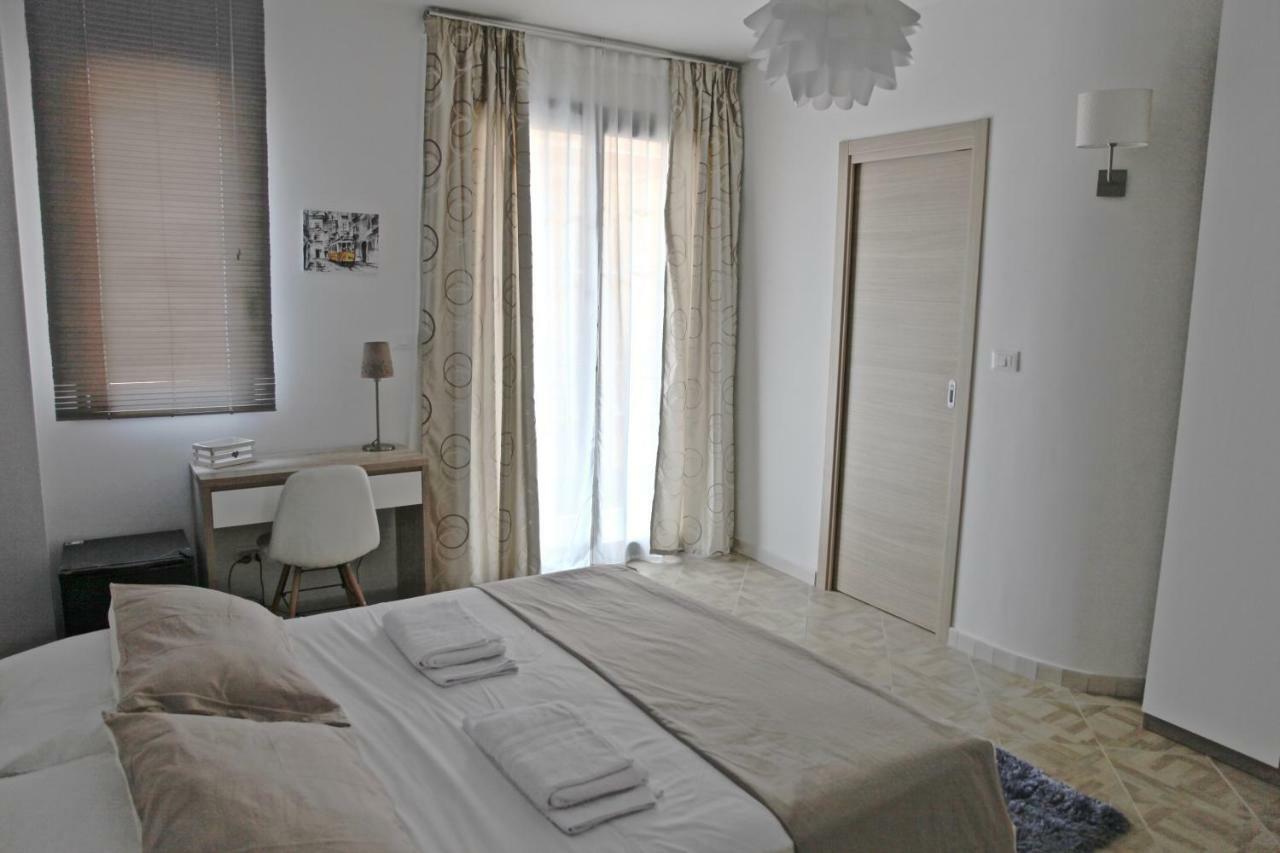 Casaleo Hotel Campofelice Di Roccella Eksteriør billede