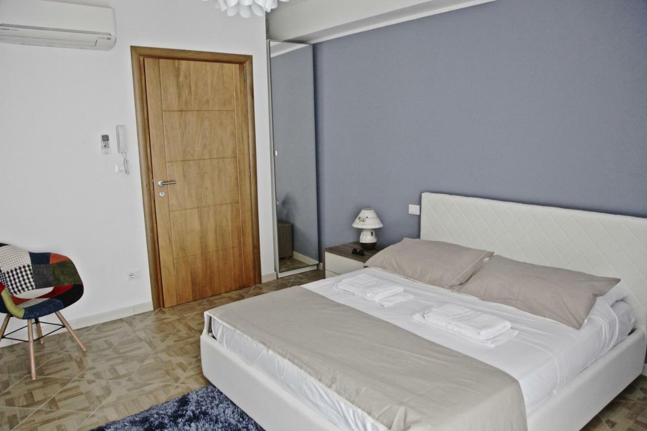 Casaleo Hotel Campofelice Di Roccella Eksteriør billede